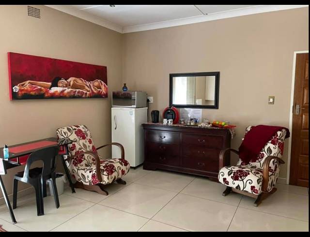 6 BEDROOM HOUSE TO LET IN THREE RIVERS